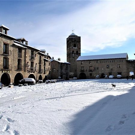 Los Arcos Ainsa Exterior photo