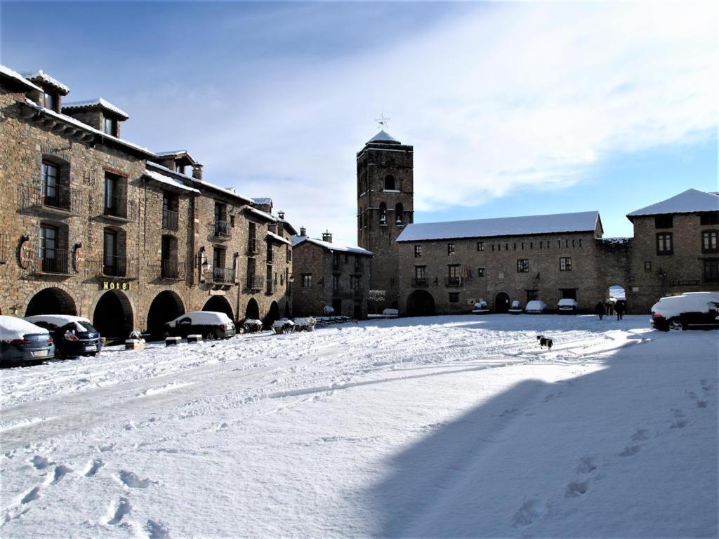 Los Arcos Ainsa Exterior photo